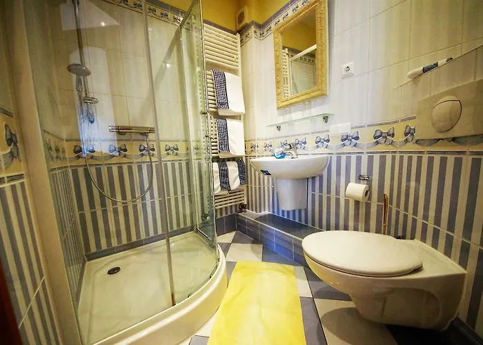 Yacht- , Und Reisemobilhafen 