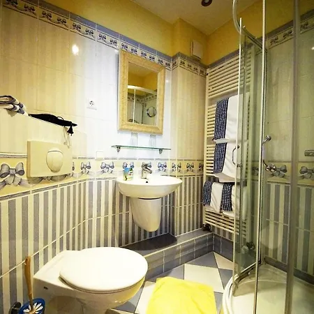 Деревянный коттедж Yacht- , Und Reisemobilhafen 